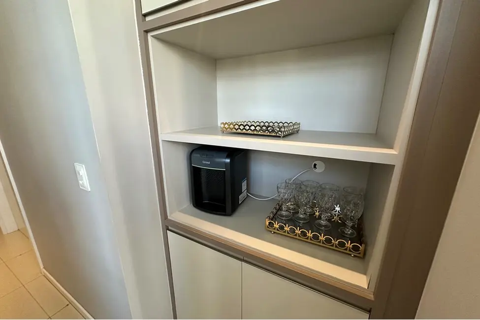 Loja à venda, 25m2 em Centro, Balneario Camboriu - SC - imagem 3 Foto 3 de Loja à venda, 25m2 em Centro, Balneario Camboriu - SC