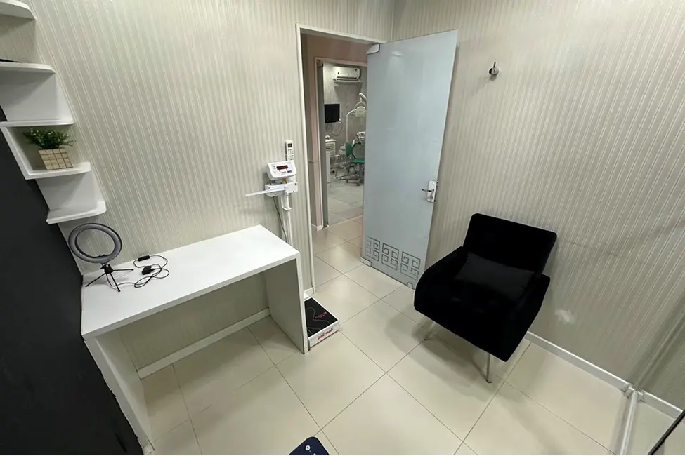 Loja à venda, 25m2 em Centro, Balneario Camboriu - SC - imagem 8 Foto 8 de Loja à venda, 25m2 em Centro, Balneario Camboriu - SC