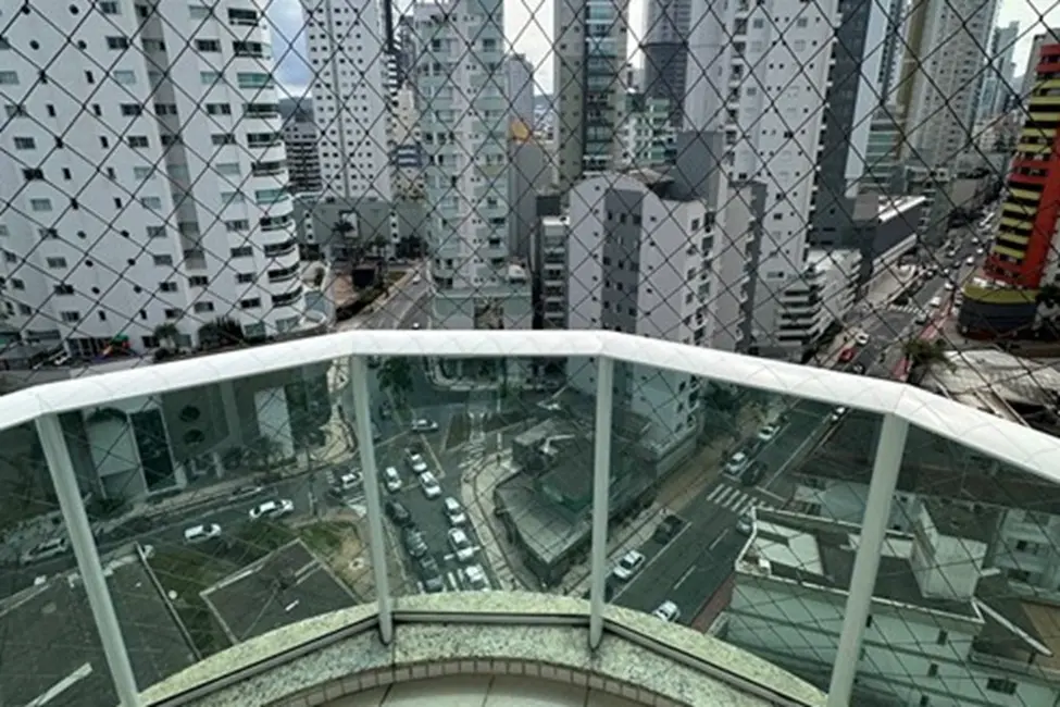 Apartamento com 3 quartos à venda, 136m2 em Centro, Balneario Camboriu - SC - imagem 2 Foto 2 de Apartamento com 3 quartos à venda, 136m2 em Centro, Balneario Camboriu - SC