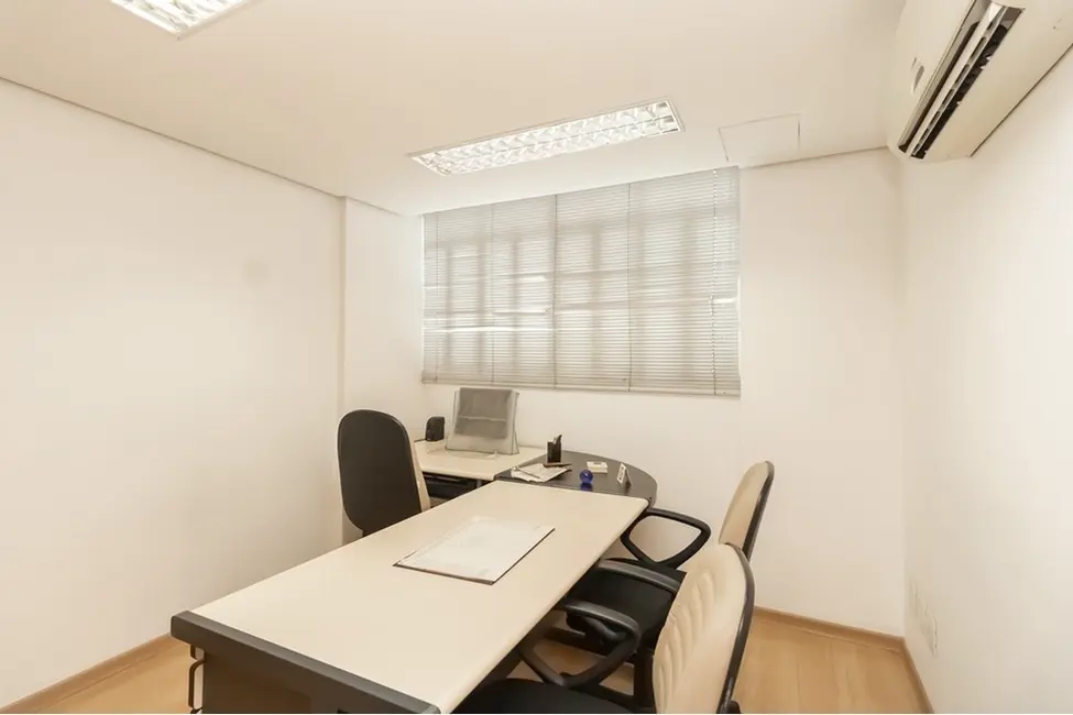 Foto 2 de Sala Comercial à venda, 101m2 em Cerqueira César, São Paulo - SP
