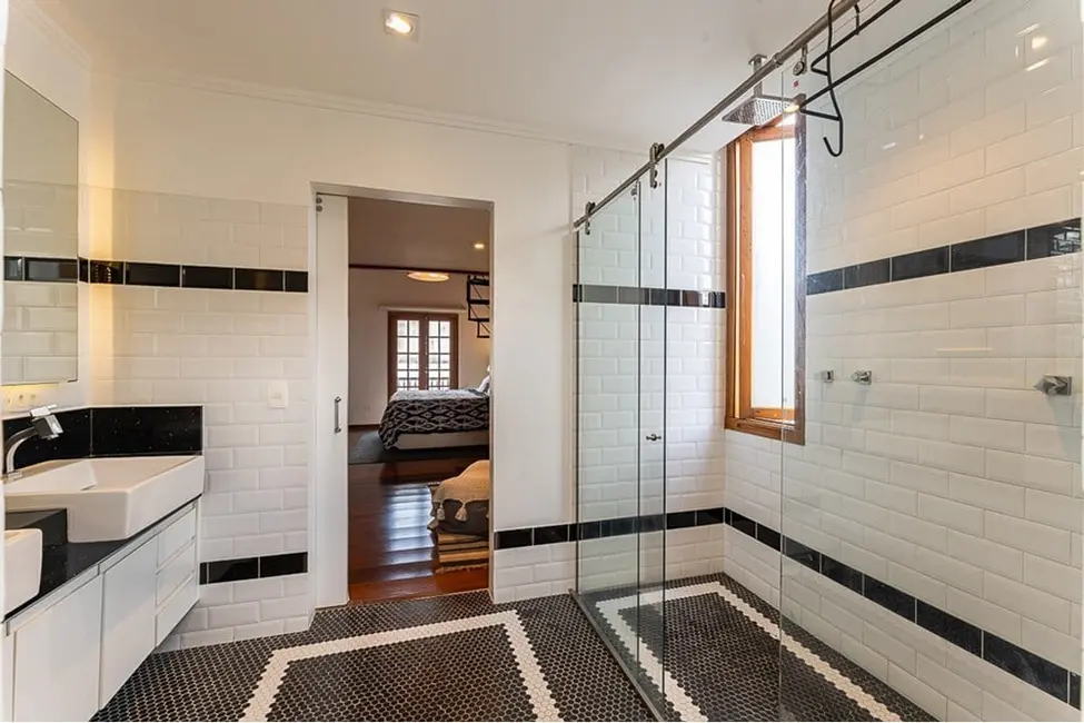 Casa com 4 quartos à venda, 505m2 em Bela Aliança, São Paulo - SP - imagem 5 Foto 5 de Casa com 4 quartos à venda, 505m2 em Bela Aliança, São Paulo - SP