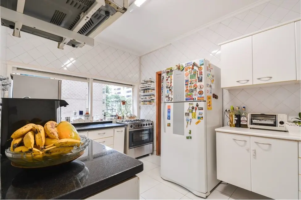 Foto 4 de Apartamento com 4 quartos à venda, 144m2 em Cerqueira César, São Paulo - SP