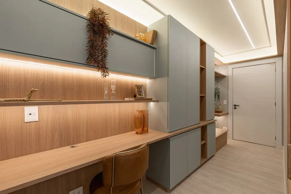 Foto 8 de Apartamento com 2 quartos à venda, 91m2 em Ahú, Curitiba - PR