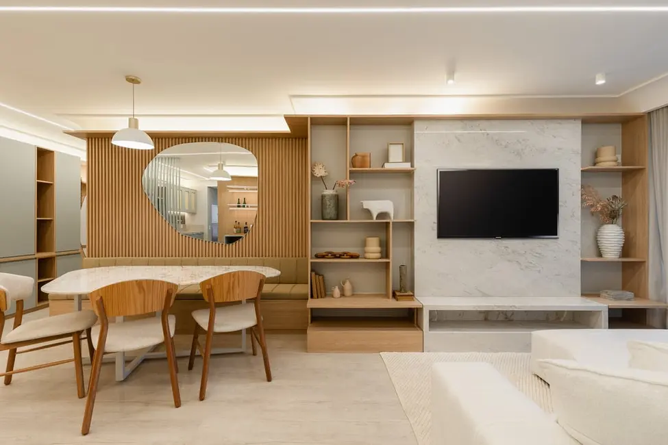 Foto 3 de Apartamento com 2 quartos à venda, 117m2 em Ahú, Curitiba - PR