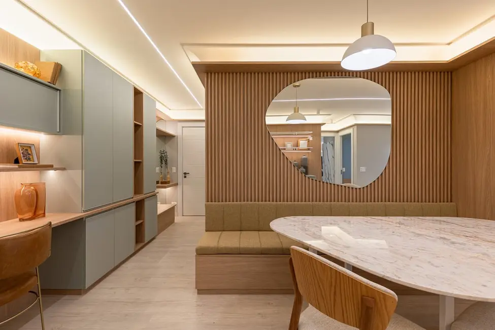 Foto 8 de Apartamento com 2 quartos à venda, 117m2 em Ahú, Curitiba - PR