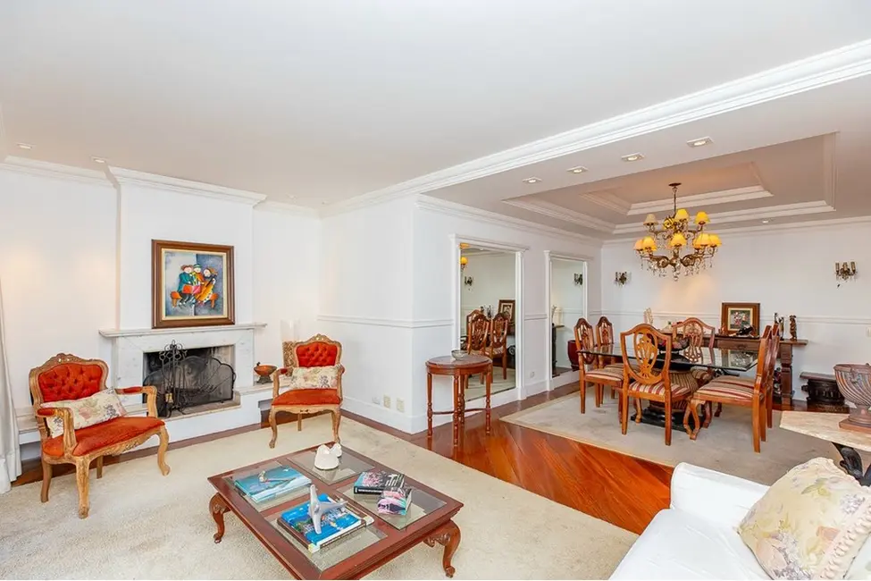 Apartamento com 4 quartos à venda, 155m2 em Moema, São Paulo - SP - imagem 4 Foto 4 de Apartamento com 4 quartos à venda, 155m2 em Moema, São Paulo - SP