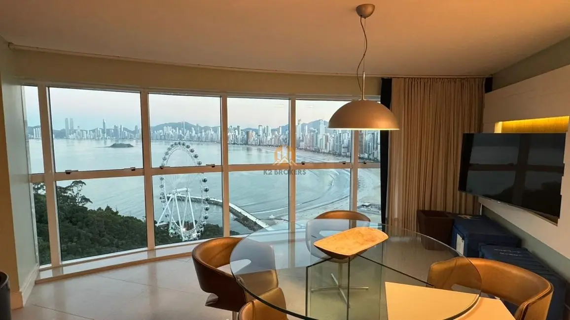 Foto 2 de Apartamento com 2 quartos à venda, 96m2 em Pioneiros, Balneario Camboriu - SC