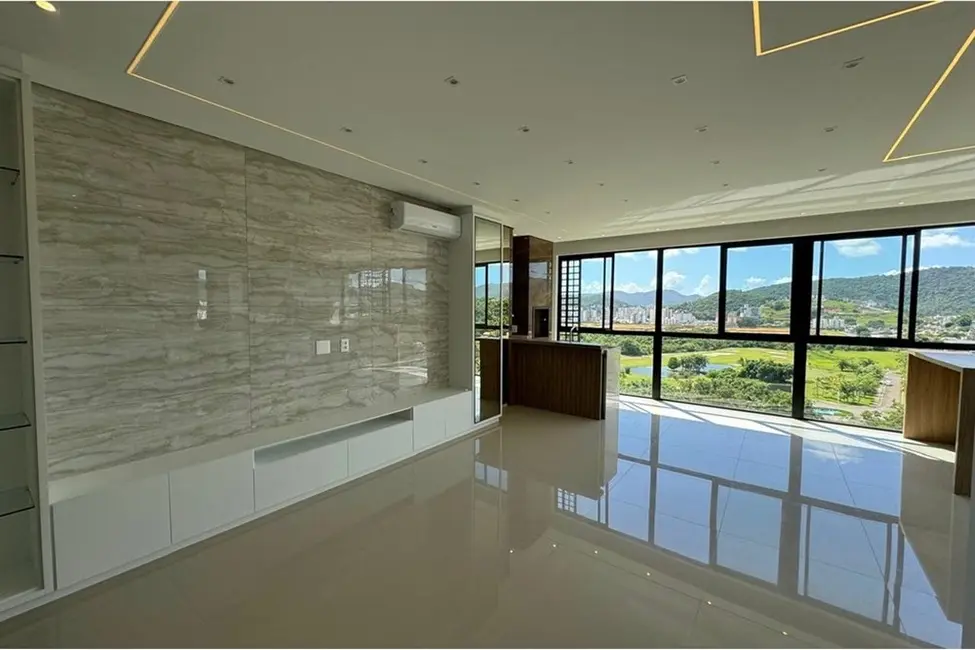 Apartamento com 1 quarto à venda, 91m2 em Centro, Camboriu - SC - imagem 1 Foto 1 de Apartamento com 1 quarto à venda, 91m2 em Centro, Camboriu - SC