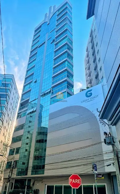 Foto 1 de Apartamento com 4 quartos à venda, 173m2 em Centro, Itapema - SC