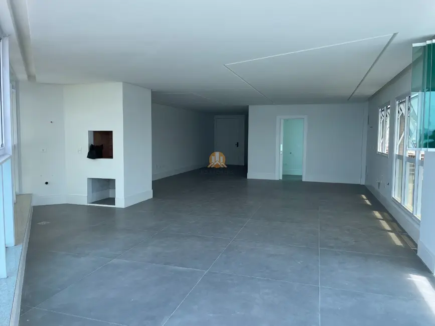 Apartamento com 4 quartos à venda, 173m2 em Centro, Itapema - SC - imagem 4 Foto 4 de Apartamento com 4 quartos à venda, 173m2 em Centro, Itapema - SC