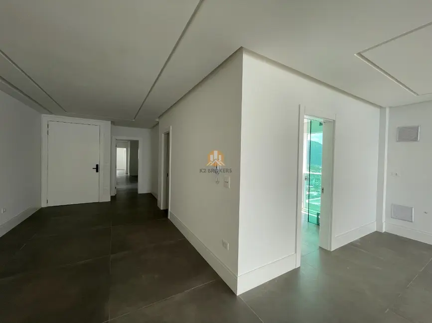 Foto 7 de Apartamento com 4 quartos à venda, 173m2 em Centro, Itapema - SC