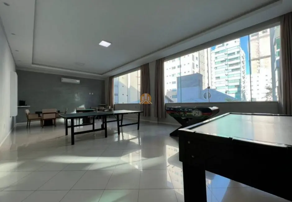 Foto 3 de Apartamento com 3 quartos à venda, 123m2 em Meia Praia, Itapema - SC