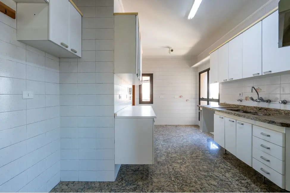 Apartamento com 4 quartos à venda, 192m2 em Chácara Santo Antônio (Zona Sul), São Paulo - SP - imagem 2 Foto 2 de Apartamento com 4 quartos à venda, 192m2 em Chácara Santo Antônio (Zona Sul), São Paulo - SP