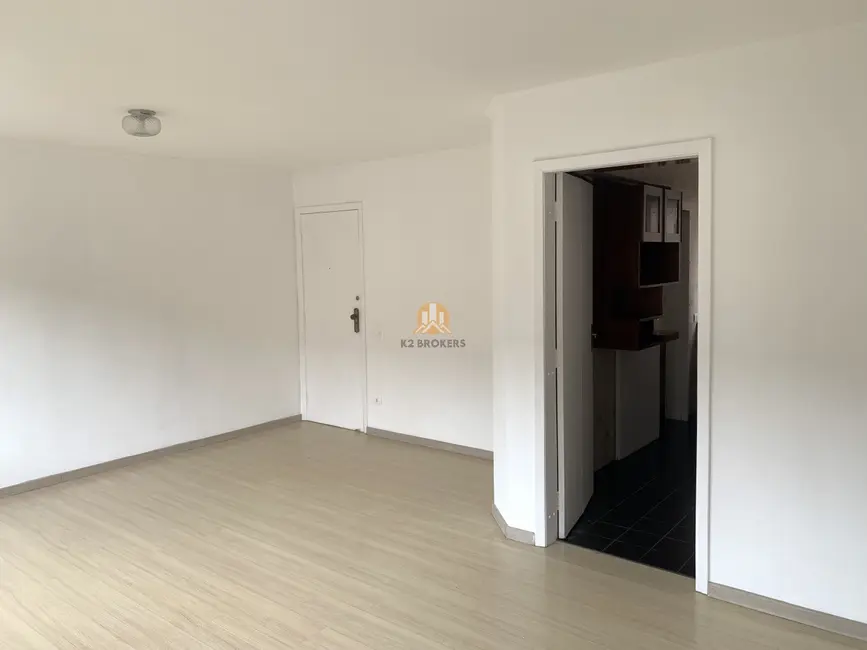 Foto 4 de Apartamento com 2 quartos à venda, 71m2 em Água Verde, Curitiba - PR