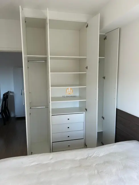Apartamento com 1 quarto à venda, 47m2 em Centro, Curitiba - PR - imagem 8 Foto 8 de Apartamento com 1 quarto à venda, 47m2 em Centro, Curitiba - PR