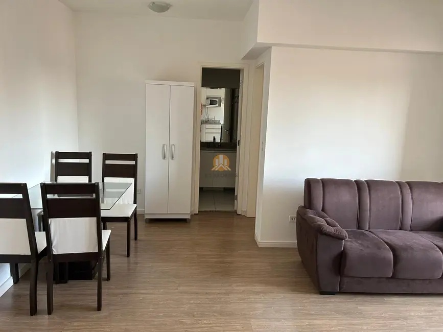 Apartamento com 1 quarto à venda, 47m2 em Centro, Curitiba - PR - imagem 4 Foto 4 de Apartamento com 1 quarto à venda, 47m2 em Centro, Curitiba - PR