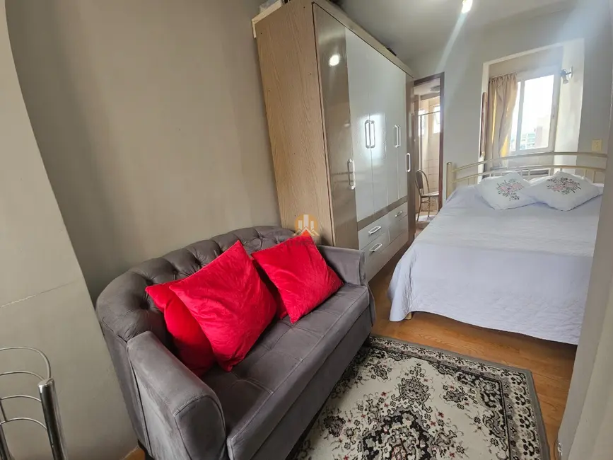 Foto 6 de Apartamento com 1 quarto à venda, 19m2 em Cristo Rei, Curitiba - PR