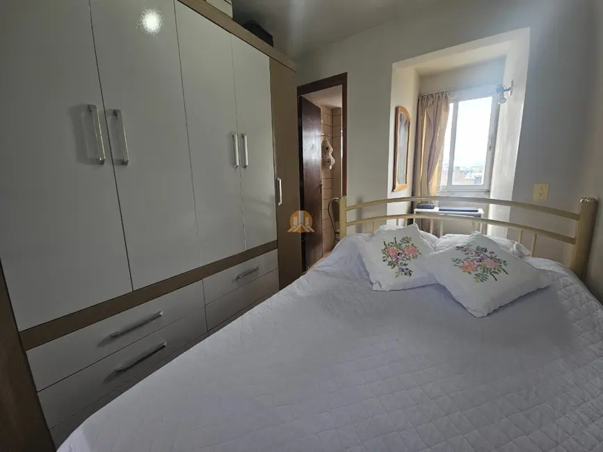 Foto 8 de Apartamento com 1 quarto à venda, 19m2 em Cristo Rei, Curitiba - PR