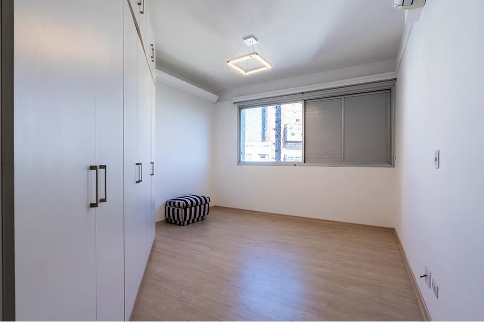 Apartamento com 4 quartos à venda, 198m2 em Vila Suzana, São Paulo - SP - imagem 5 Foto 5 de Apartamento com 4 quartos à venda, 198m2 em Vila Suzana, São Paulo - SP