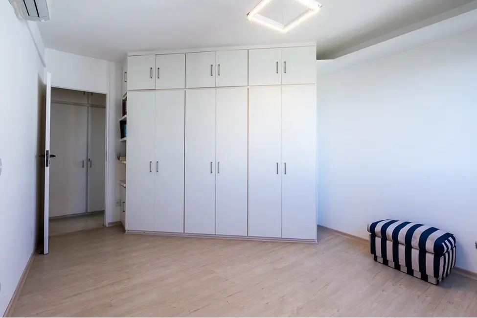 Apartamento com 4 quartos à venda, 198m2 em Vila Suzana, São Paulo - SP - imagem 6 Foto 6 de Apartamento com 4 quartos à venda, 198m2 em Vila Suzana, São Paulo - SP