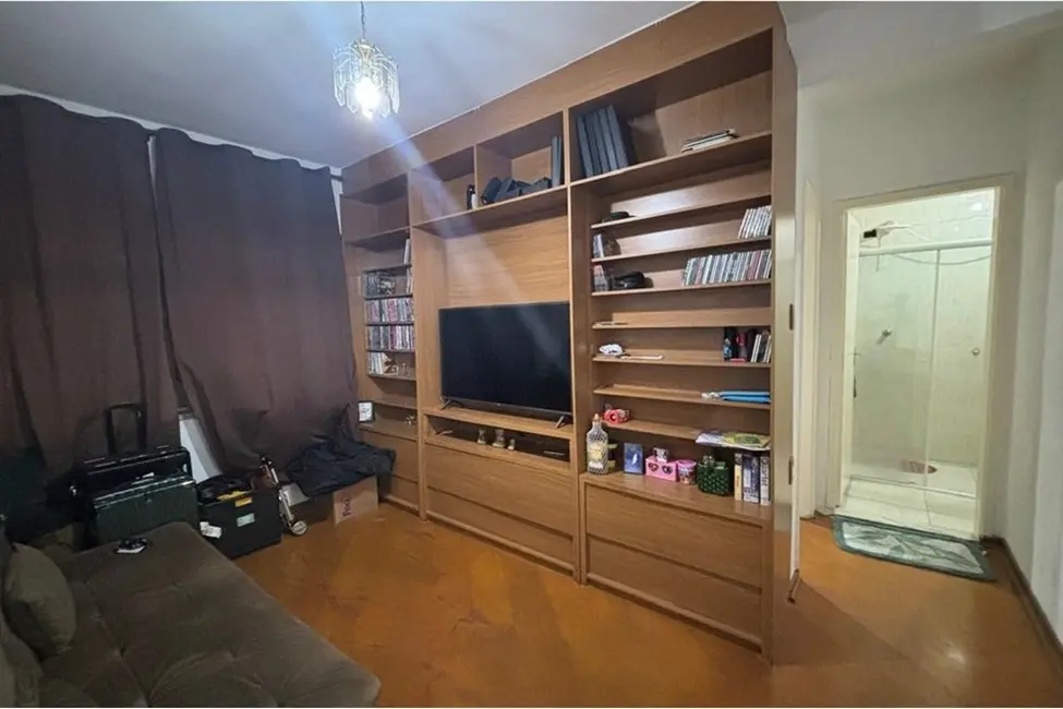 Apartamento com 1 quarto à venda, 40m2 em Aclimação, São Paulo - SP - imagem 2 Foto 2 de Apartamento com 1 quarto à venda, 40m2 em Aclimação, São Paulo - SP