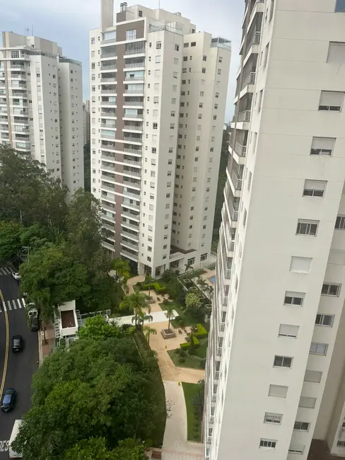Apartamento com 3 quartos à venda, 230m2 em Vila Andrade, São Paulo - SP - imagem 5 Foto 5 de Apartamento com 3 quartos à venda, 230m2 em Vila Andrade, São Paulo - SP