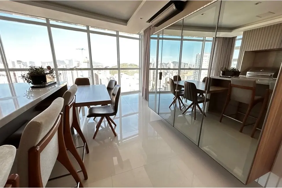 Foto 2 de Apartamento com 4 quartos à venda, 228m2 em Centro, Balneario Camboriu - SC