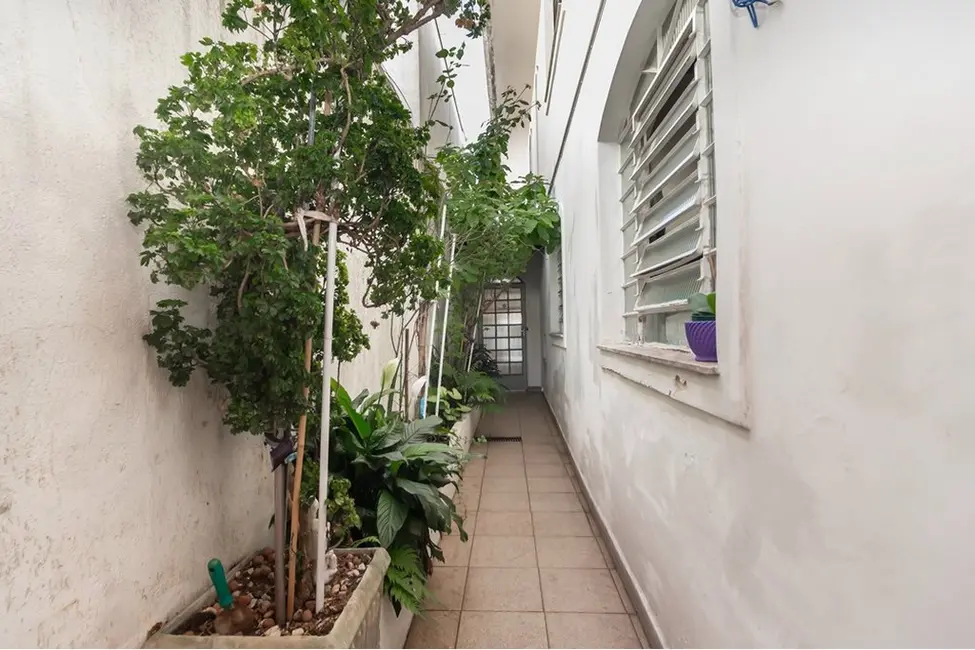 Foto 3 de Casa com 3 quartos à venda, 130m2 em Vila Marari, São Paulo - SP