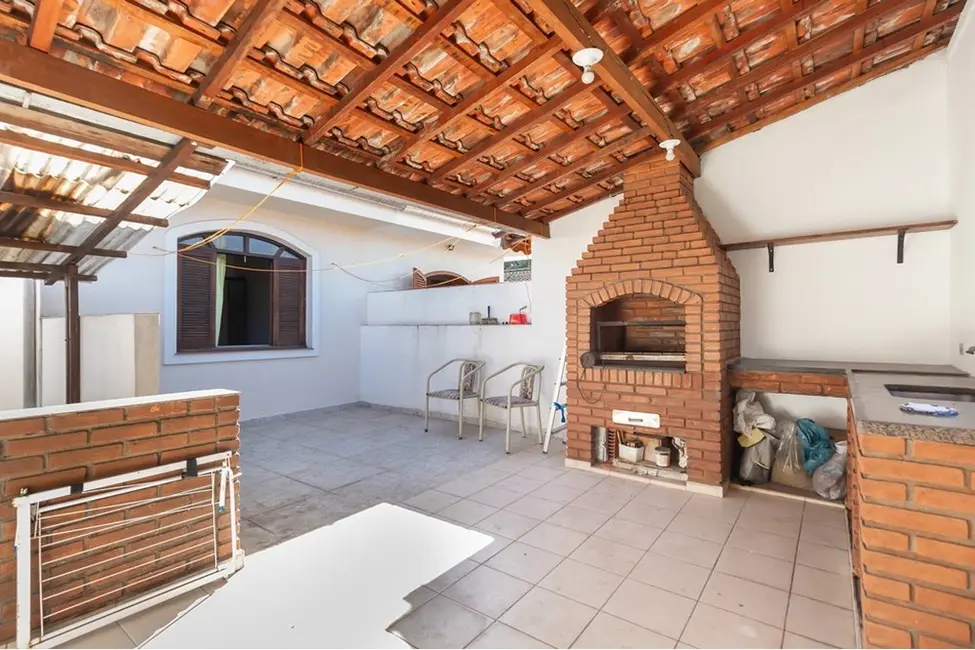 Foto 4 de Casa com 3 quartos à venda, 130m2 em Vila Marari, São Paulo - SP