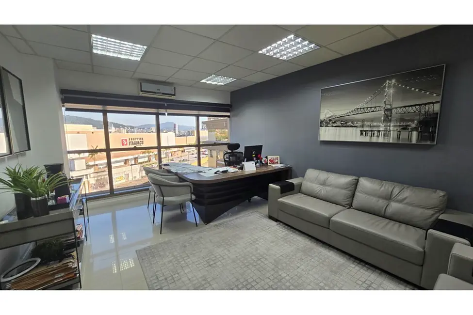 Foto 1 de Sala Comercial à venda, 41m2 em Campinas, Sao Jose - SC