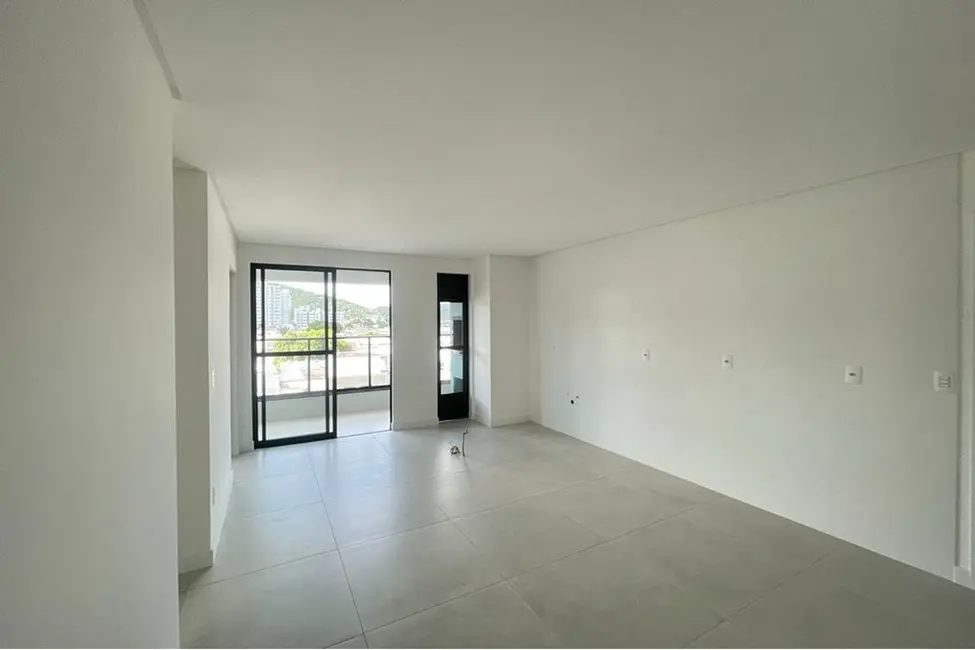 Foto 4 de Apartamento com 2 quartos à venda, 73m2 em Dom Bosco, Itajai - SC