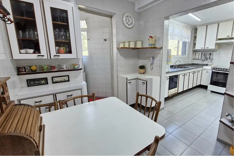 Foto 2 de Apartamento com 3 quartos à venda, 220m2 em Vila Suzana, São Paulo - SP