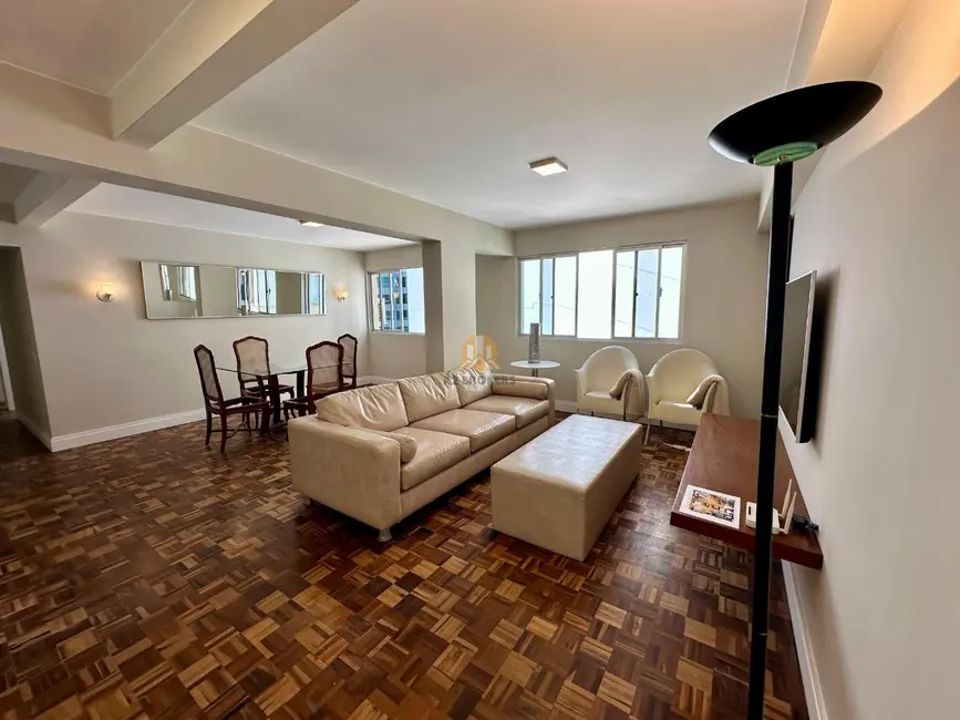 Foto 2 de Apartamento com 3 quartos à venda, 110m2 em Centro, Balneario Camboriu - SC