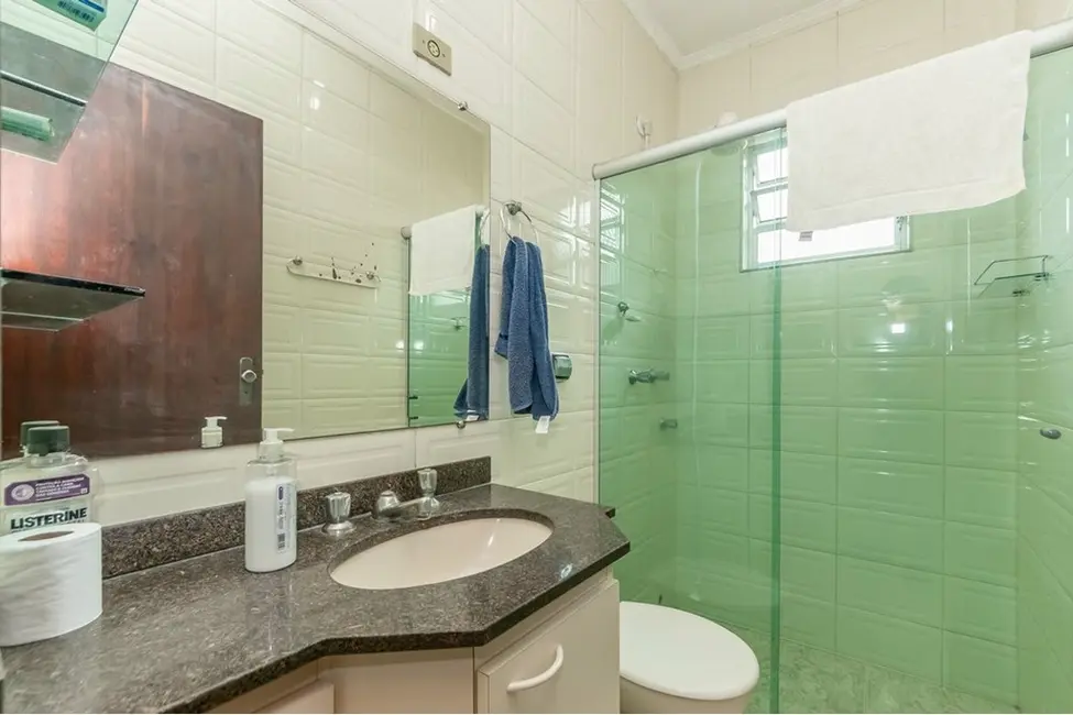 Foto 2 de Casa com 2 quartos à venda, 196m2 em Vila Guarani (Z Sul), São Paulo - SP