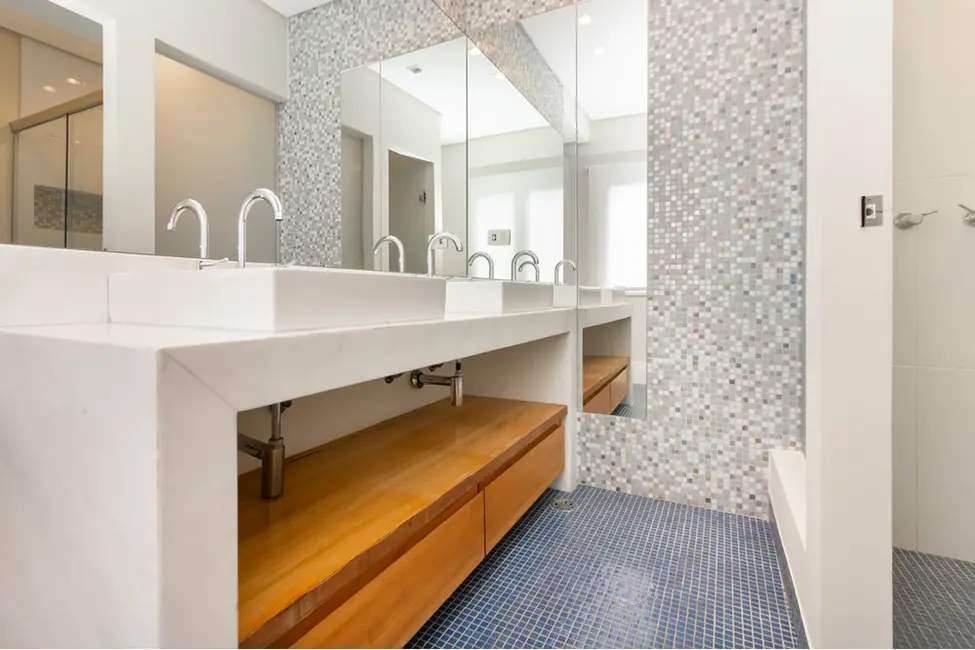 Casa com 3 quartos à venda, 236m2 em Vila Mariana, São Paulo - SP - imagem 6 Foto 6 de Casa com 3 quartos à venda, 236m2 em Vila Mariana, São Paulo - SP