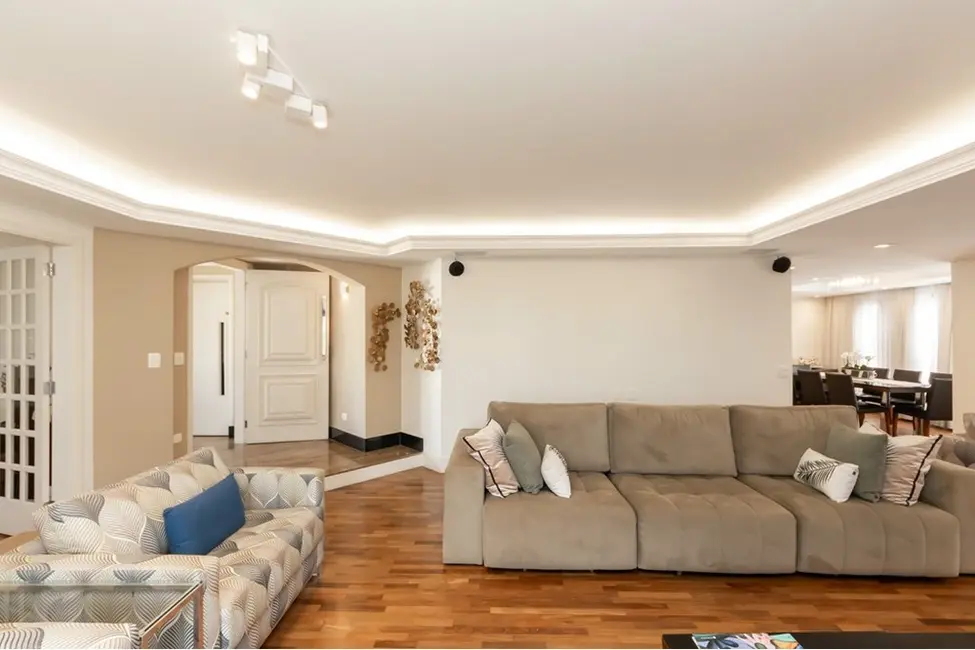Foto 3 de Apartamento com 4 quartos à venda, 226m2 em Mirandópolis, São Paulo - SP