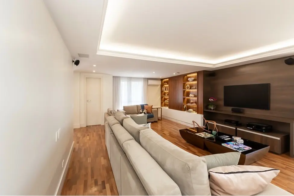Foto 7 de Apartamento com 4 quartos à venda, 226m2 em Mirandópolis, São Paulo - SP