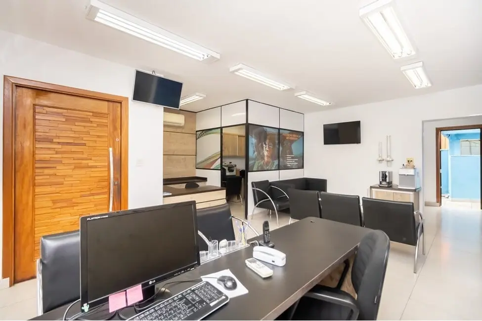 Foto 2 de Sala Comercial à venda, 265m2 em Interlagos, São Paulo - SP