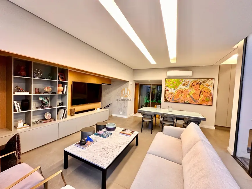 Foto 9 de Apartamento com 3 quartos à venda, 223m2 em Jardim Guedala, São Paulo - SP