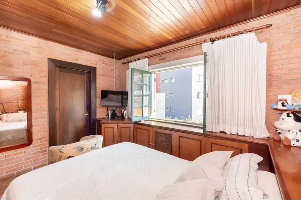 Foto 9 de Casa com 4 quartos à venda, 350m2 em Vila Guarani (Z Sul), São Paulo - SP