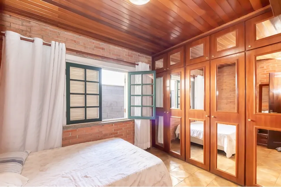 Foto 5 de Casa com 4 quartos à venda, 350m2 em Vila Guarani (Z Sul), São Paulo - SP