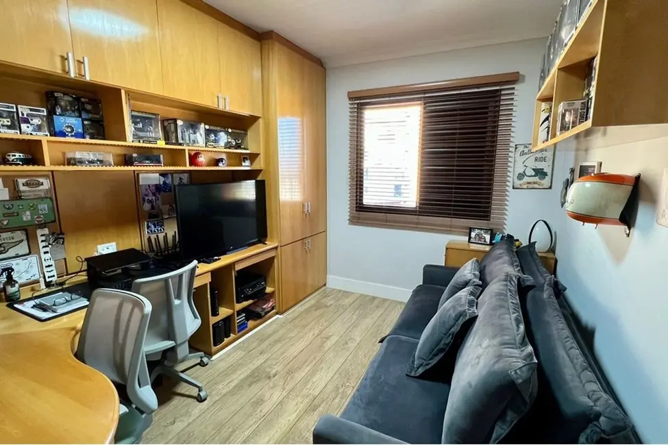 Foto 9 de Apartamento com 3 quartos à venda, 176m2 em Vila Suzana, São Paulo - SP