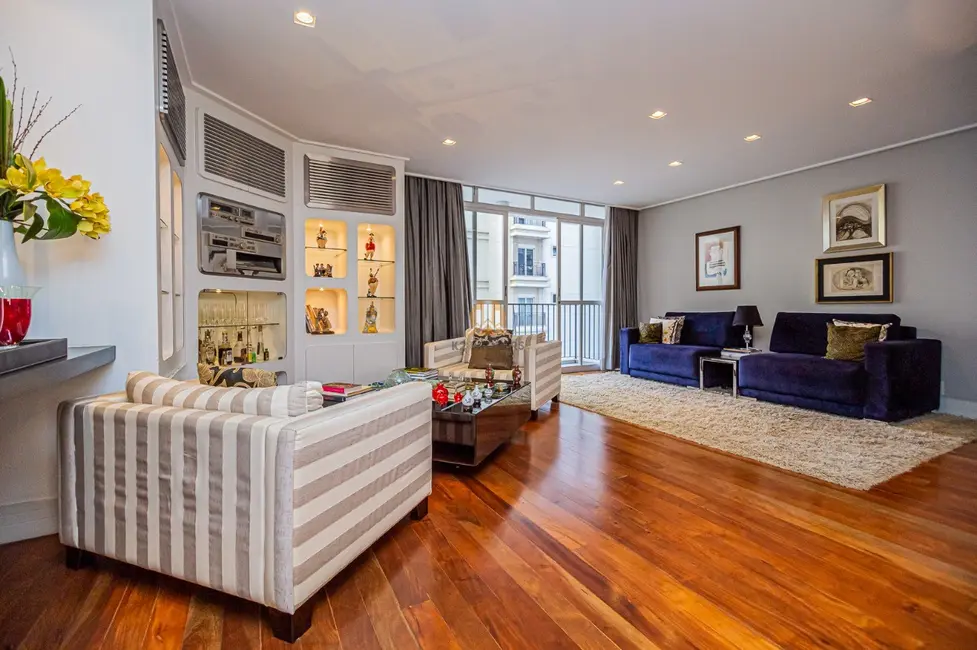 Apartamento com 3 quartos à venda, 212m2 em Santa Cecília, São Paulo - SP - imagem 2 Foto 2 de Apartamento com 3 quartos à venda, 212m2 em Santa Cecília, São Paulo - SP