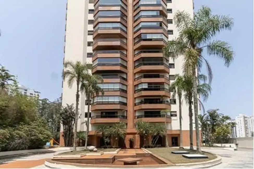 Foto 5 de Apartamento com 4 quartos à venda, 213m2 em Vila Suzana, São Paulo - SP