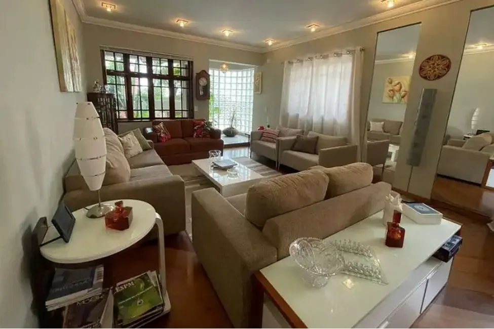 Foto 2 de Casa com 4 quartos à venda, 285m2 em Aclimação, São Paulo - SP