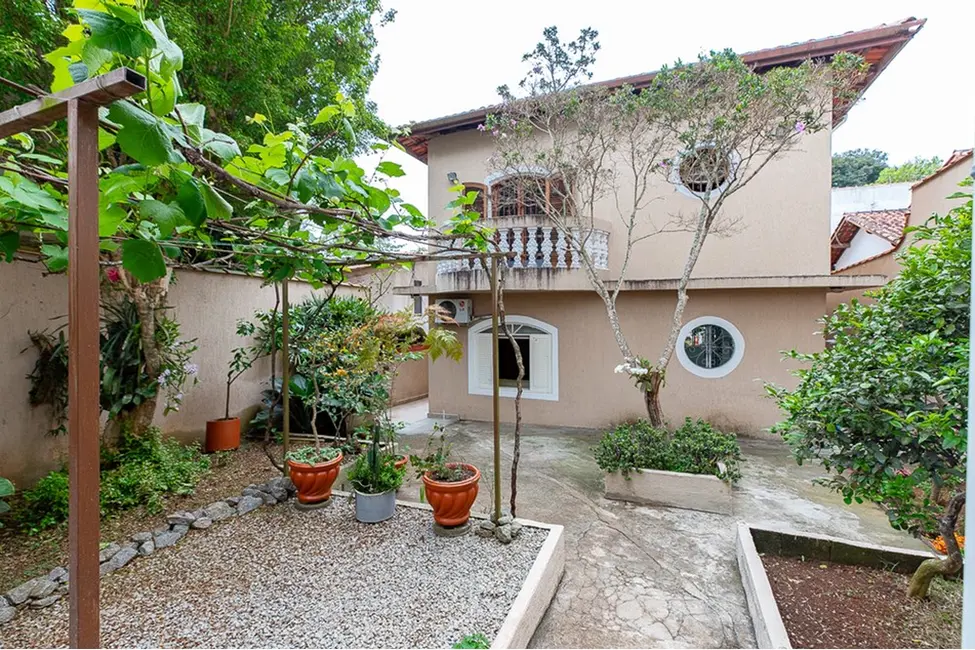 Foto 2 de Casa com 7 quartos à venda, 364m2 em Jardim Kioto, São Paulo - SP