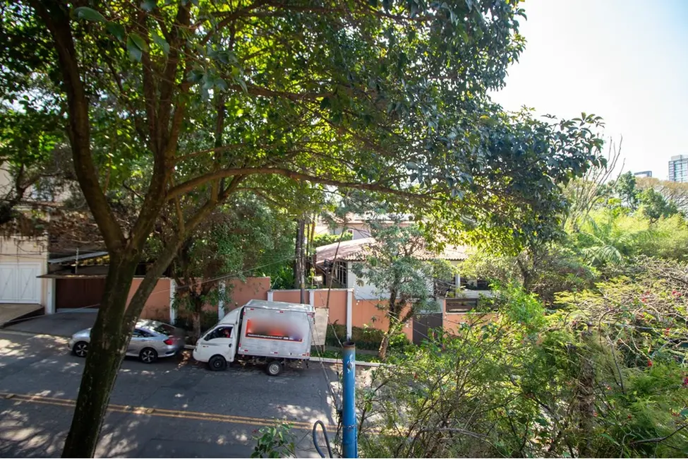 Casa com 2 quartos à venda, 150m2 em Campo Belo, São Paulo - SP - imagem 5 Foto 5 de Casa com 2 quartos à venda, 150m2 em Campo Belo, São Paulo - SP