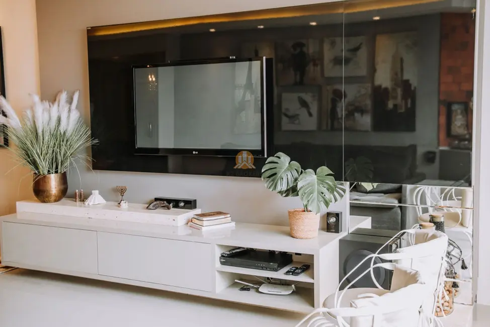 Foto 3 de Apartamento com 3 quartos à venda, 134m2 em Centro, Balneario Camboriu - SC