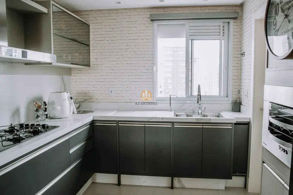 Foto 9 de Apartamento com 3 quartos à venda, 134m2 em Centro, Balneario Camboriu - SC