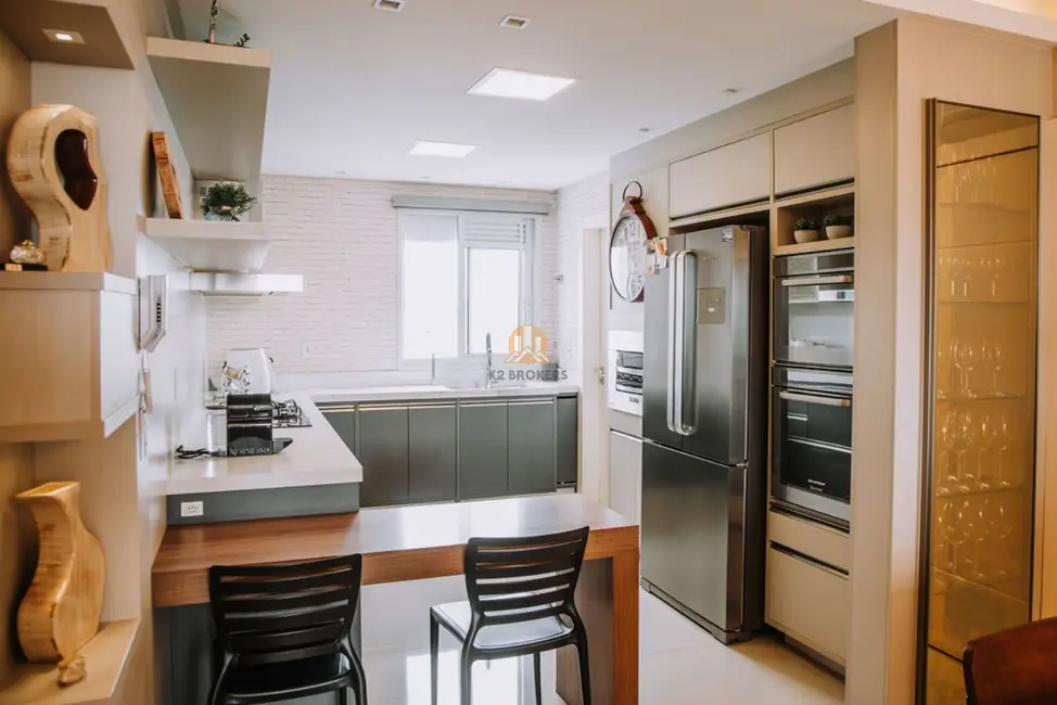 Foto 7 de Apartamento com 3 quartos à venda, 134m2 em Centro, Balneario Camboriu - SC